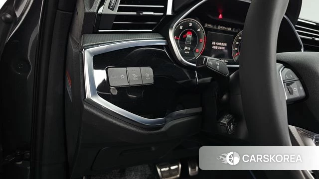 Audi Q3 (F3) id 4480156 из Кореи 26