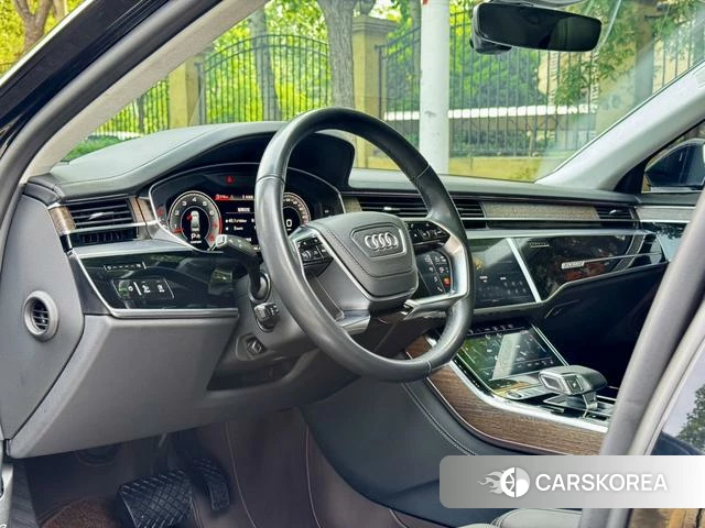 Audi A8 id 4342204 из Китая 26