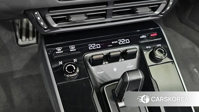 Porsche 911(992) id 4637265 из Кореи 26