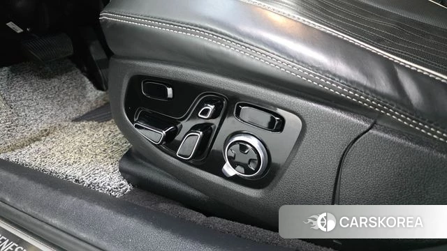 Genesis G90 id 4465097 из Кореи 26
