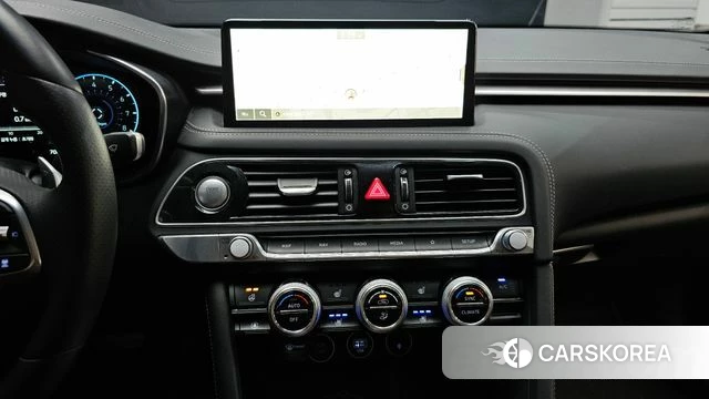 Genesis The New G70 id 4344277 из Кореи 26