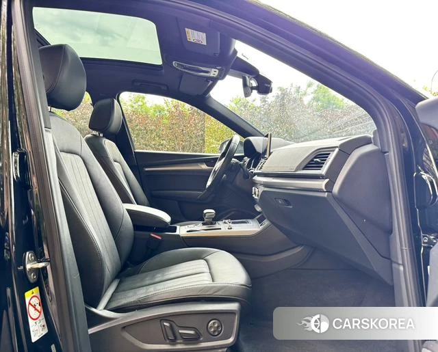 Audi Q5L id 4300460 из Китая 26