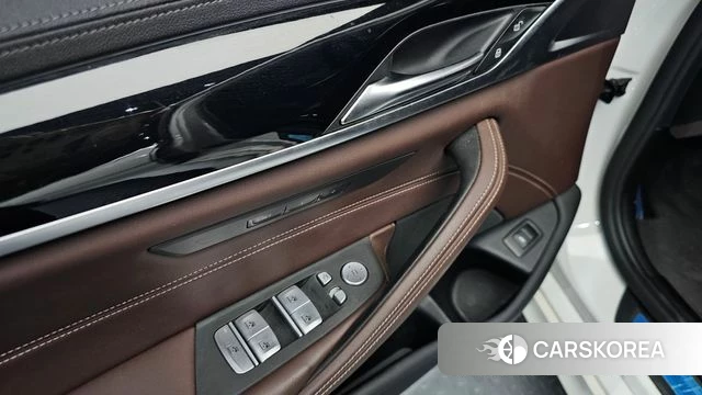 BMW 5 Series (G30) id 4556466 из Кореи 26