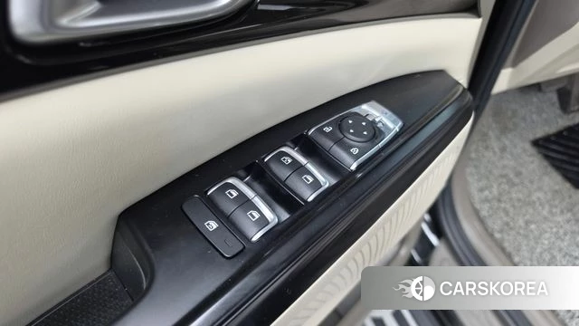 Kia Carnival 4th generation id 4701539 из Кореи 26