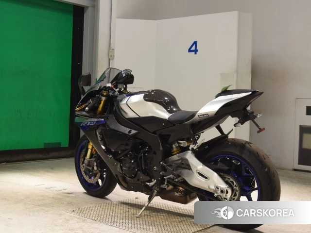 Проданный Yamaha YZF-R1M id 4199646 из Японии, фото 26