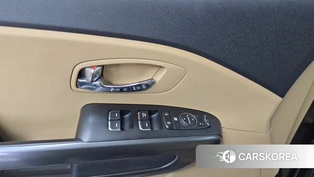 Kia The New Carnival id 4471432 из Кореи 26