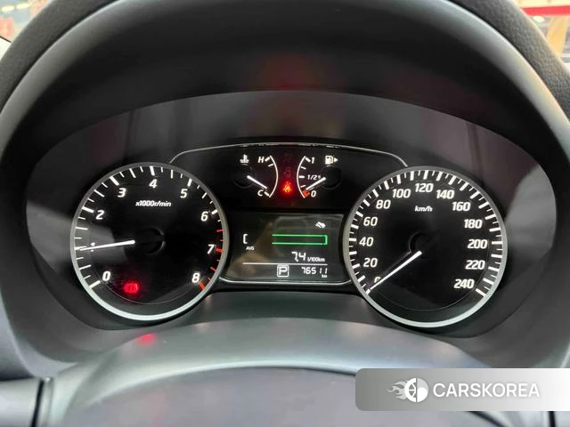 Nissan Xuan Yi id 4274548 из Китая 26