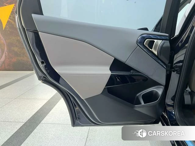 BMW X3 id 4335744 из Китая 26