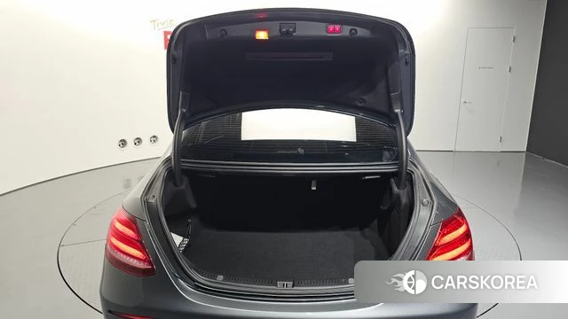 Mercedes-Benz E-Class W213 id 4372003 из Кореи 26
