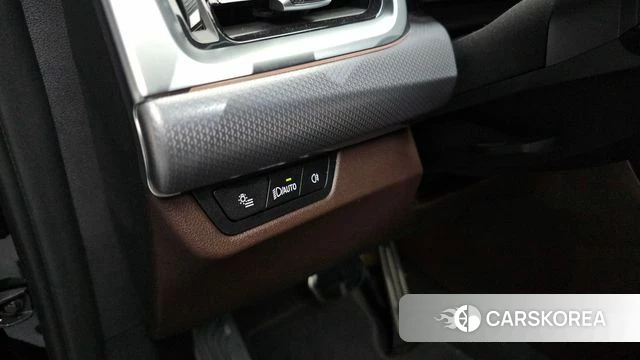 BMW iX1 (U11) id 4201077 из Кореи 26