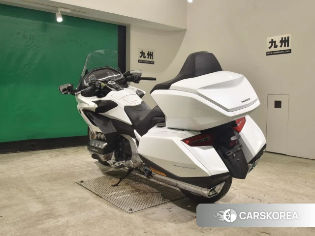 Honda GL1800 TOUR id 3947873 из Японии 26