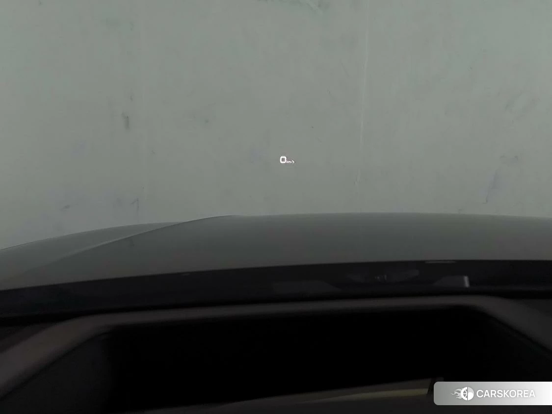 Audi Q8 id 4452812 из Китая 26
