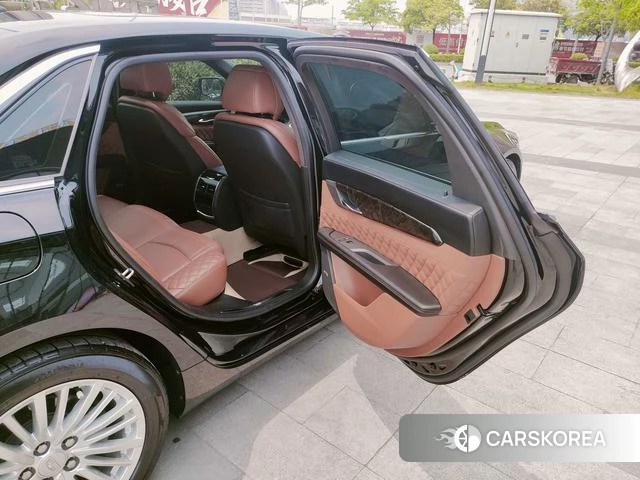 Cadillac CT6 id 3857931 из Китая 26