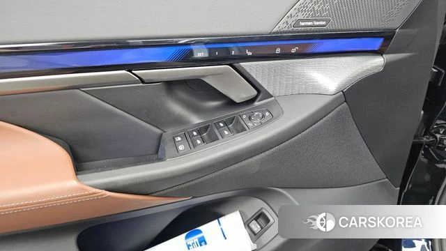 BMW 5 Series (G60) id 4834220 из Кореи 26