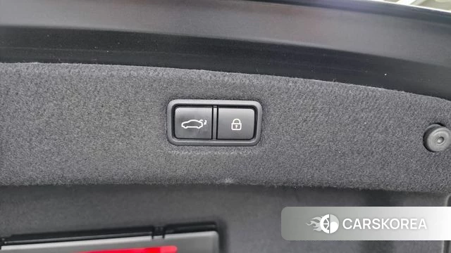 Genesis G90 id 4614920 из Кореи 26