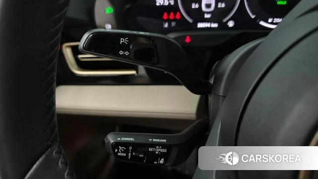 Porsche Taycan id 4623191 из Кореи 26