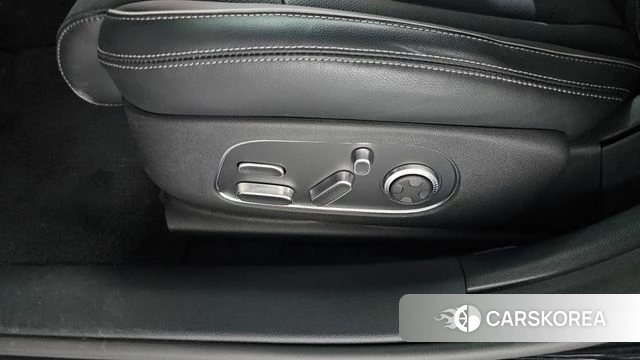 Genesis G90 (RS4) id 4322106 из Кореи 26