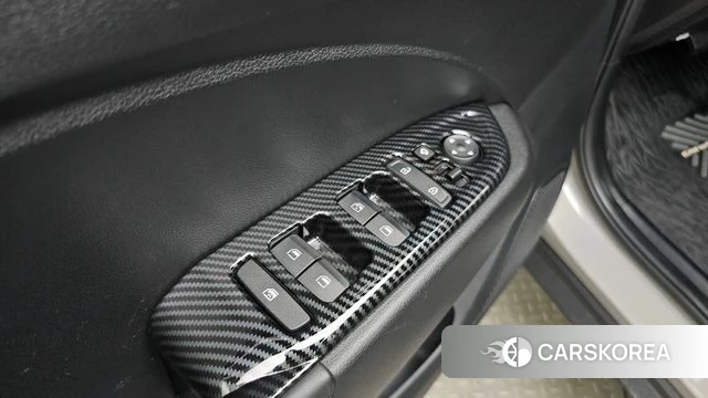 Hyundai Venue id 4702681 из Кореи 26
