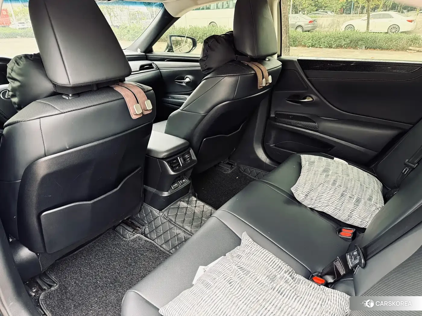 Lexus ES id 4576509 из Китая 26