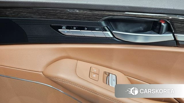 Genesis G90 id 4626000 из Кореи 26