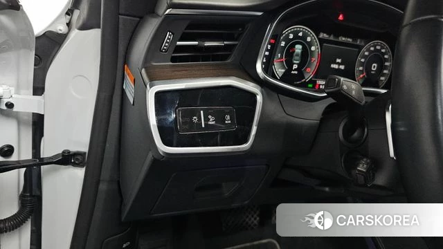 Audi A7 (4K) id 4475996 из Кореи 26