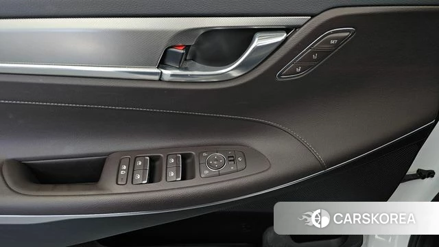 Hyundai The New Grandeur IG id 4855048 из Кореи 26