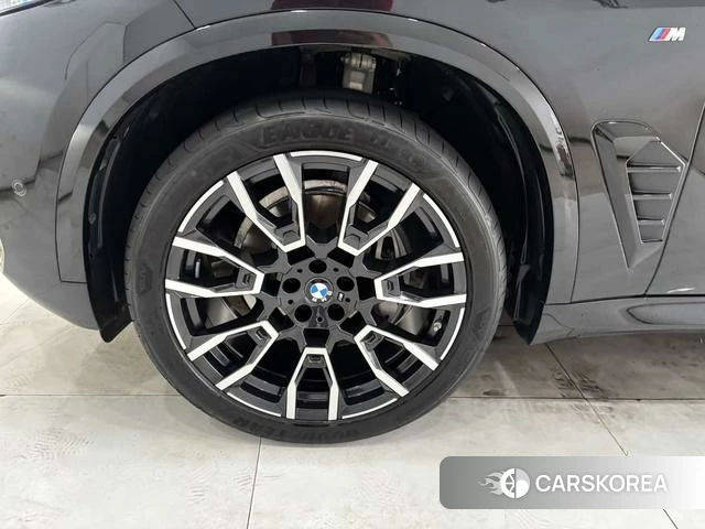 BMW X5 id 4380365 из Китая 26