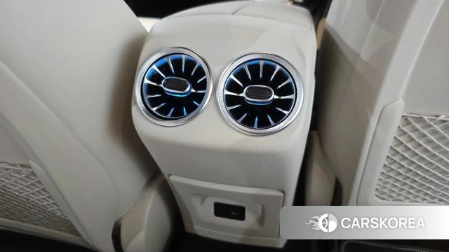 Mercedes-Benz A-Class W177 id 4482229 из Кореи 26