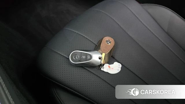 Mercedes-Benz E-Class W214 id 4739450 из Кореи 26
