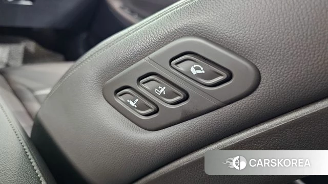Hyundai The New Grandeur IG id 4683999 из Кореи 26