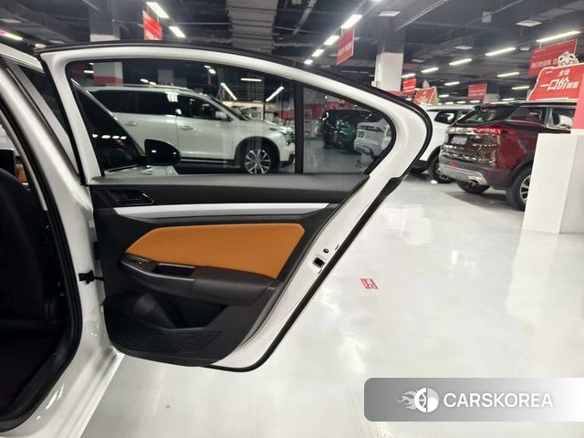 Volkswagen Bora id 4259884 из Китая 26