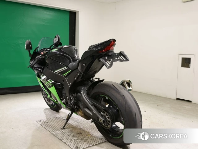 Проданный Kawasaki ZX-10R NINJA ABS id 4192721 из Японии, фото 26