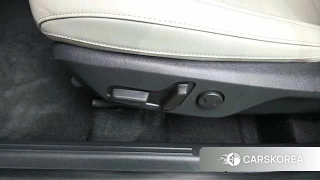 Kia Di Ol Nu Niro id 4847341 из Кореи 26