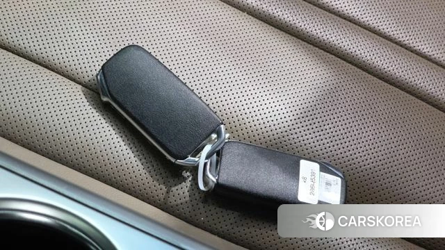 Kia K8 Hybrid id 4676110 из Кореи 26