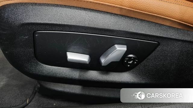 BMW 5 Series (G30) id 4900965 из Кореи 26
