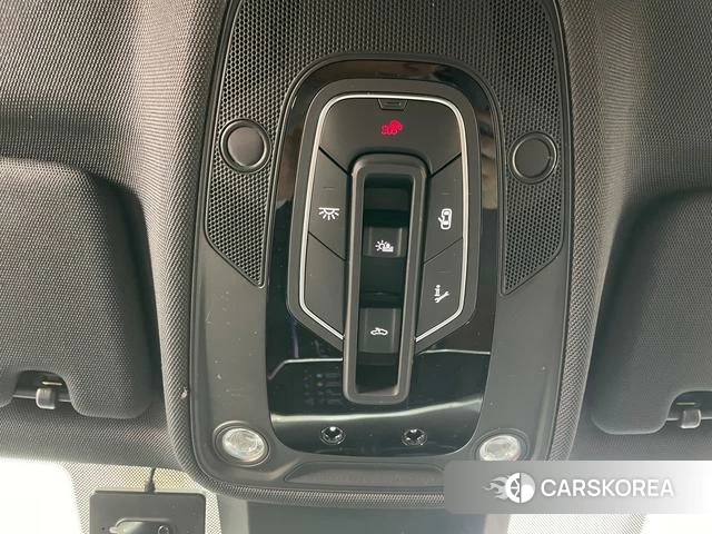 Audi A6L id 3926940 из Китая 26