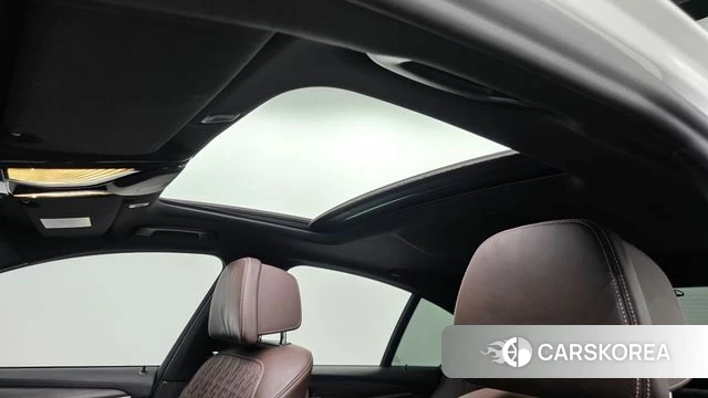 BMW 5 Series (G30) id 4245306 из Кореи 26