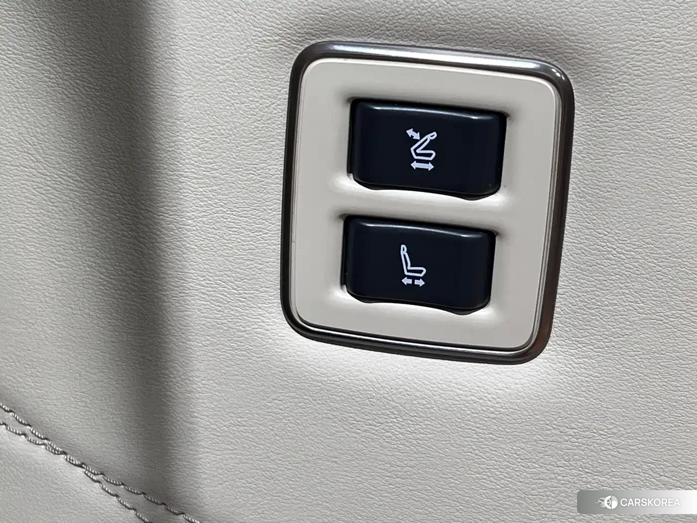 Toyota Elfa id 4644732 из Китая 26