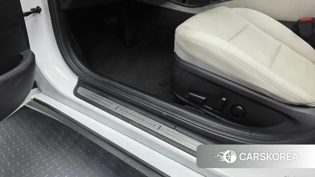 Hyundai The New Grandeur IG Hybrid id 4670986 из Кореи 26