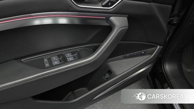 Audi e-Tron id 4835813 из Кореи 26