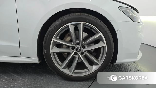 Audi A7 (4K) id 4518893 из Кореи 26