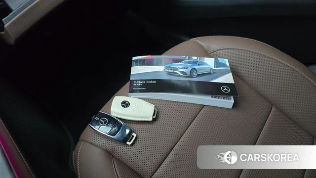 Mercedes-Benz E-Class W213 id 4645842 из Кореи 26