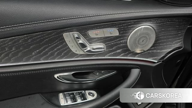 Mercedes-Benz E-Class W213 id 4624528 из Кореи 26
