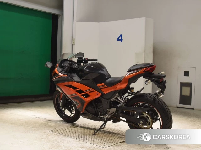 Kawasaki NINJA 250 id 3947007 из Японии 26