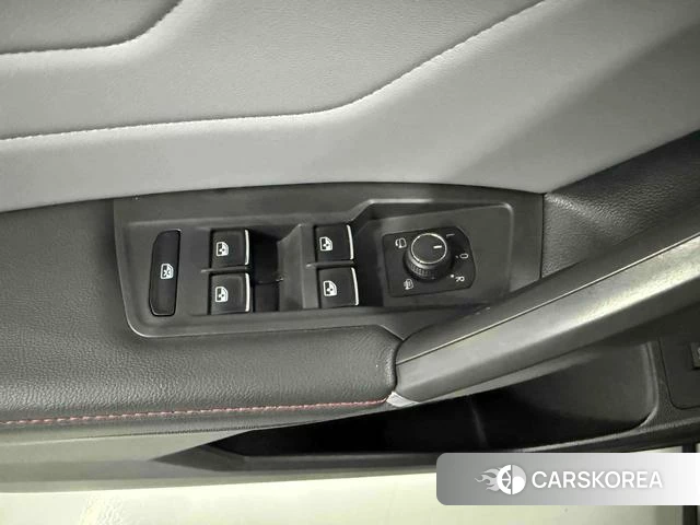 Volkswagen Tiguan L id 4274295 из Китая 26