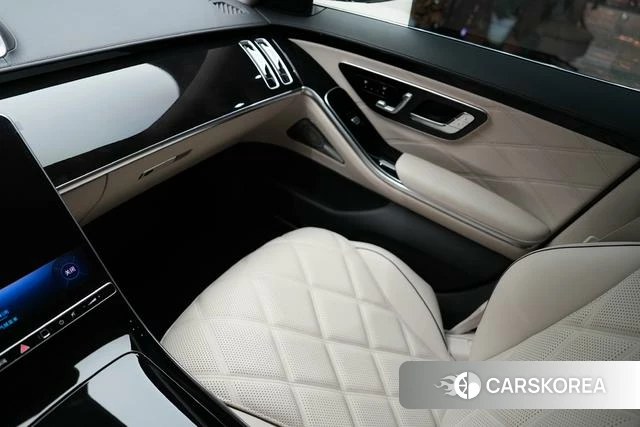 Mercedes-Benz Maybach S-class id 3920710 из Китая 26