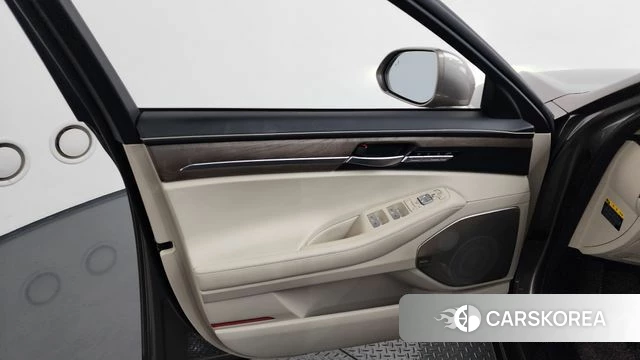 Genesis G90 id 4429289 из Кореи 26