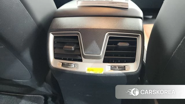 Ssangyong Rexton Sports Cannes id 4203619 из Кореи 26