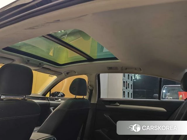 Volkswagen Magotan id 4353788 из Китая 26