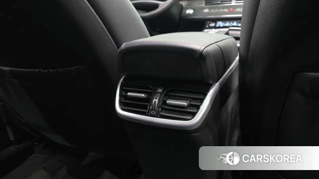 Hyundai The New Grandeur IG Hybrid id 4518658 из Кореи 26